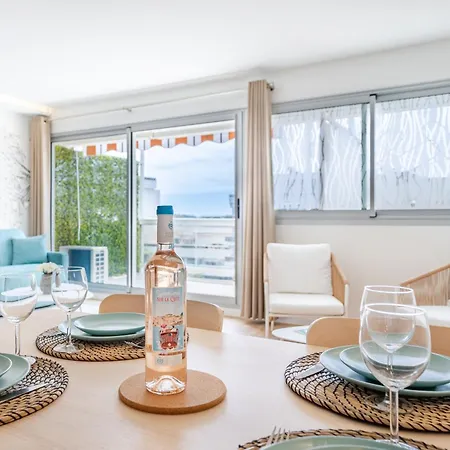 Appartement, Proche Mer, Piscine, Climatisation *